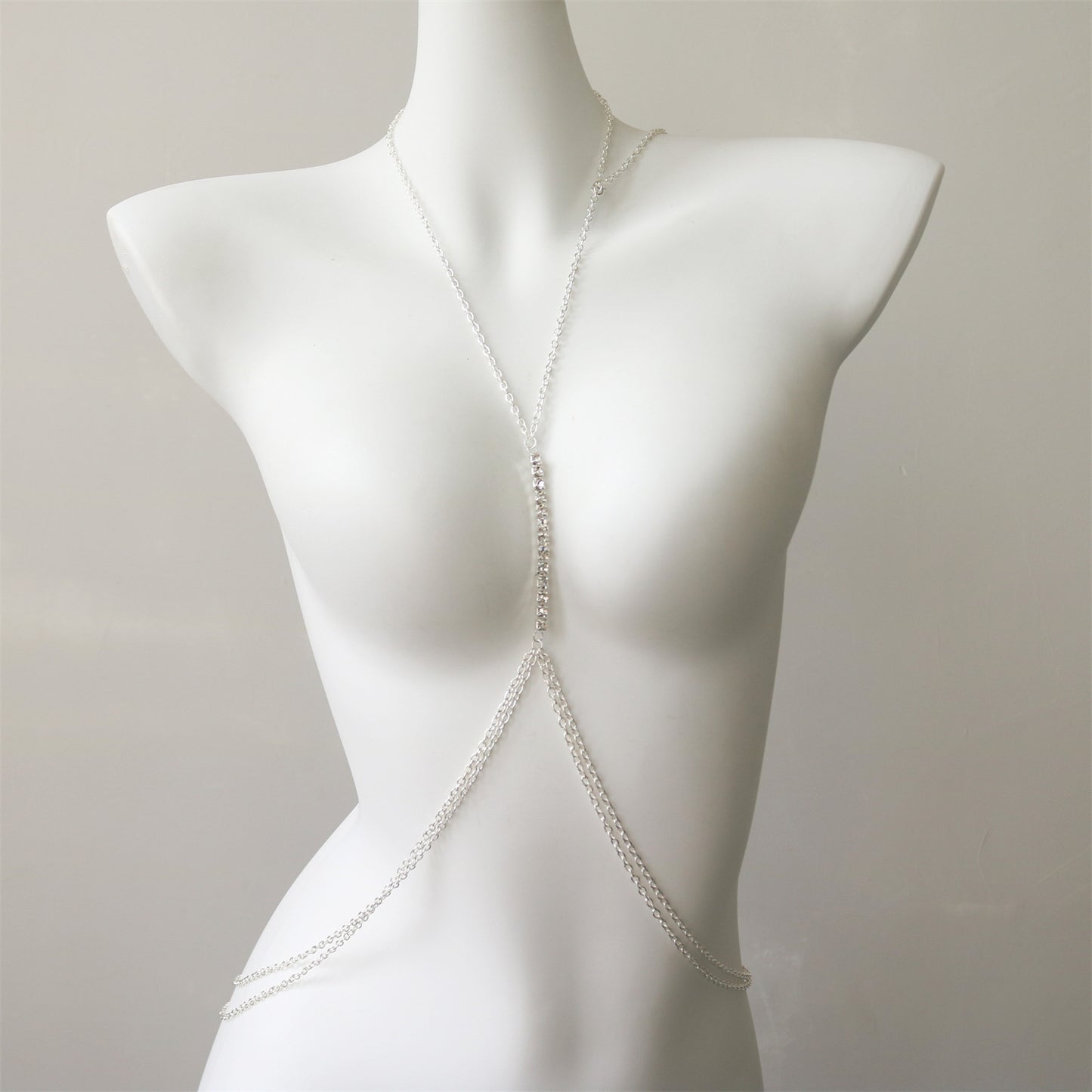European and American sexy rhinestone bra chain, simple body chain jewelry, sparkly nightclub party jewelry.