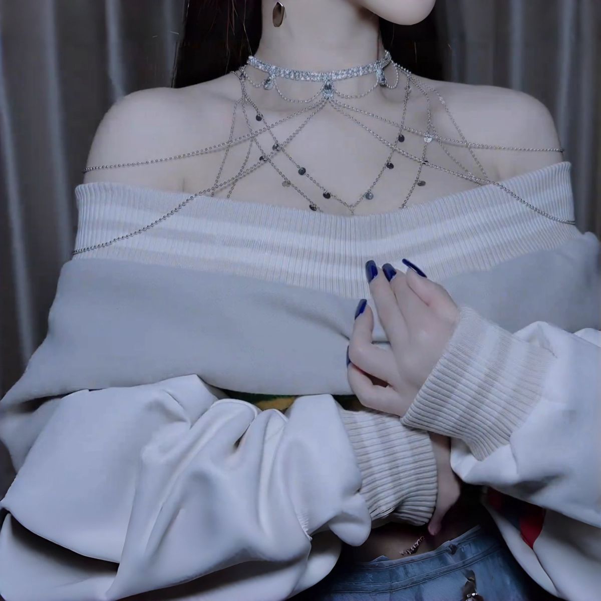 Sexy Collarbone Necklace with Pure Desire Exotic Collarbone Chain Luxurious Necklace Sparkling Rhinestone Shoulder Chain Shoulder Accessory