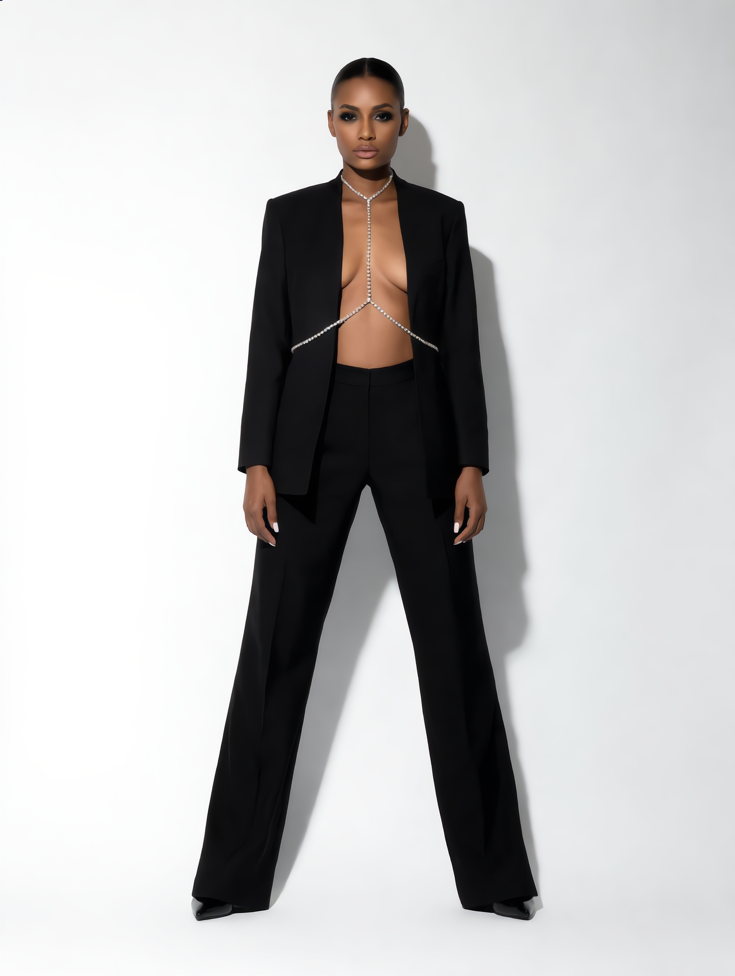 Oversized Full-Diamond Chest Piece, Women's Minimalist Diamond-Studded Body Chain and Waist Chain, Rhinestone Party Necklace and Sexy Chest Piece