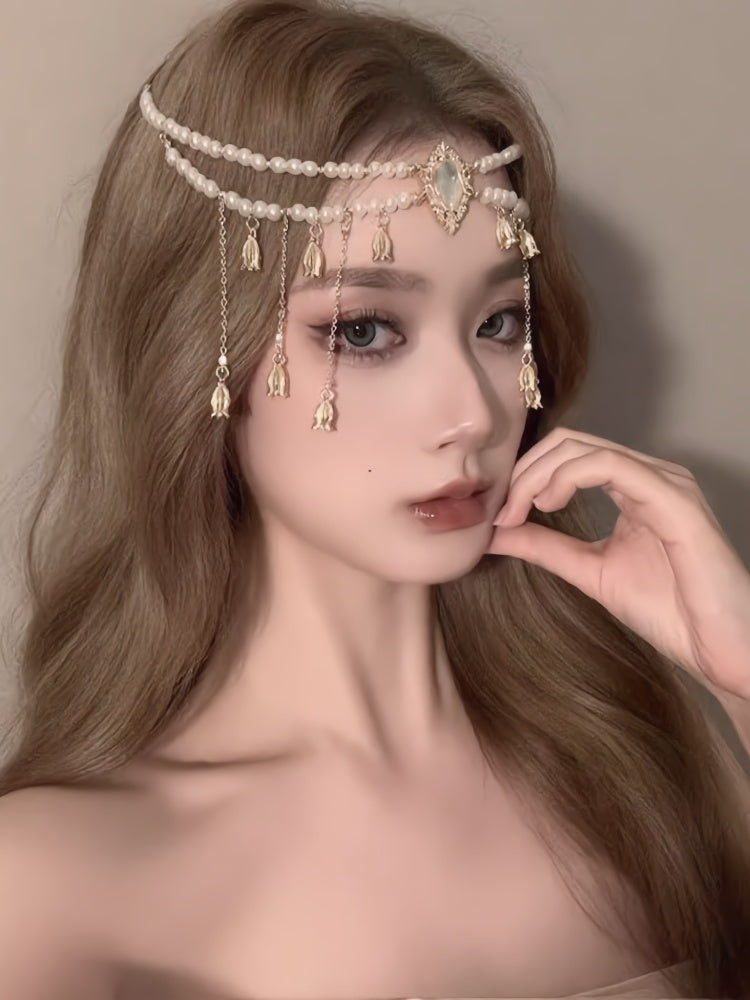 Exotic white pearl hair accessory, lily-of-the-valley hair chain—a stylish, versatile, vintage-inspired ethnic-style hair accessory with a luxurious feel